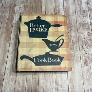 Better Homes and Gardens Cookbook - Classic Tan and Blue